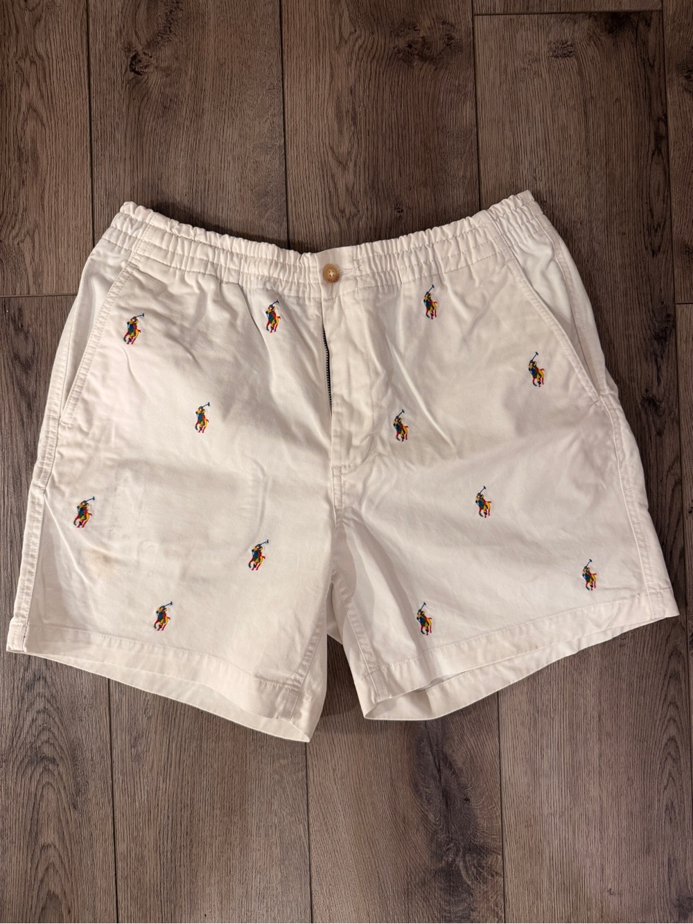 Polo Ralph Lauren White Embroidered Men’s Shorts with Multicolor Motifs